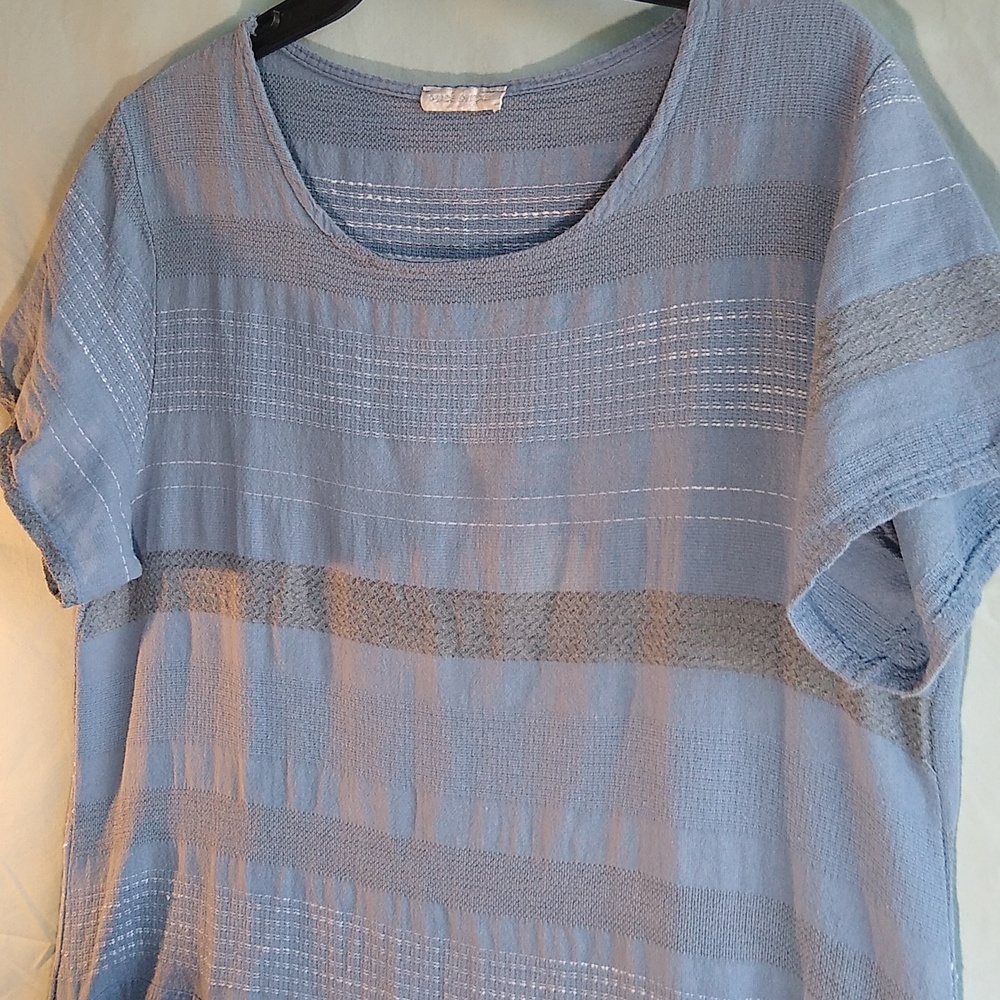 Made in Italy   blue/gray textured fabric stripes   no name/no size likely L-XL